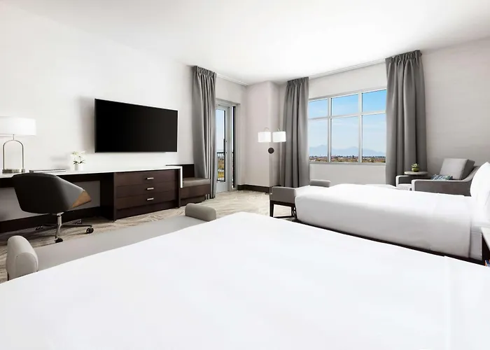 Hotel Doubletree By Hilton Downtown Convention Center