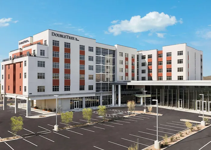 Doubletree By Hilton Downtown Convention Center Hotel