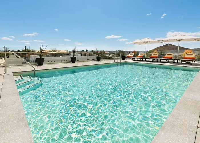Doubletree By Hilton Downtown Convention Center 4*